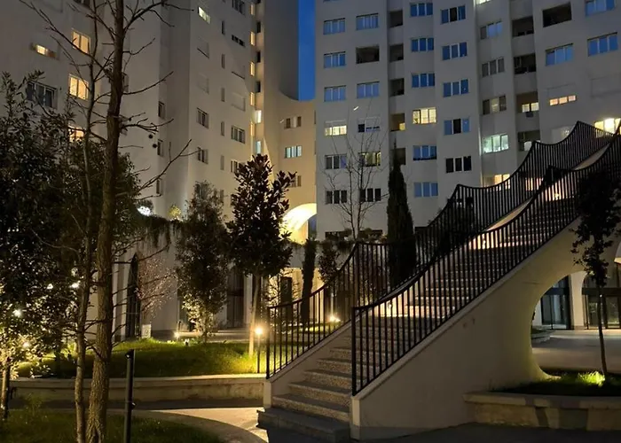 Maisonnova Deluxe Apartament *