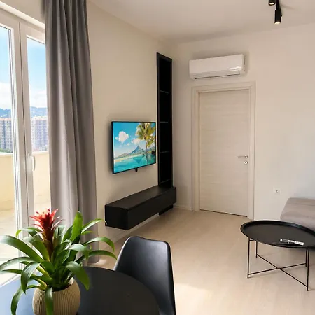 Maisonnova Deluxe Apartment
