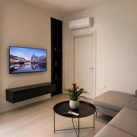 Maisonnova Deluxe * Tirana