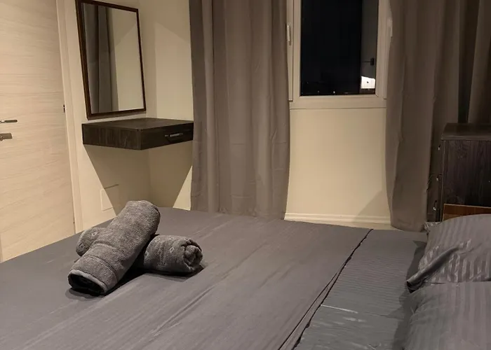 Maisonnova Deluxe 티라나